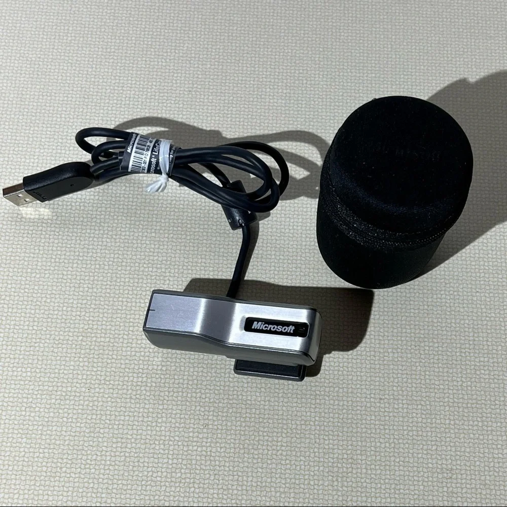 Microsoft LifeCam NX-6000 Web Cam With Case
